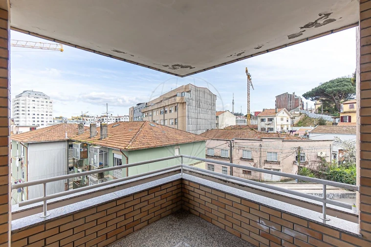 Apartamento T2 para Arrendamento em Mafamude e Vilar do Paraíso Foto 29