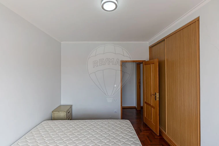 Apartamento T2 para Arrendamento em Mafamude e Vilar do Paraíso Foto 15