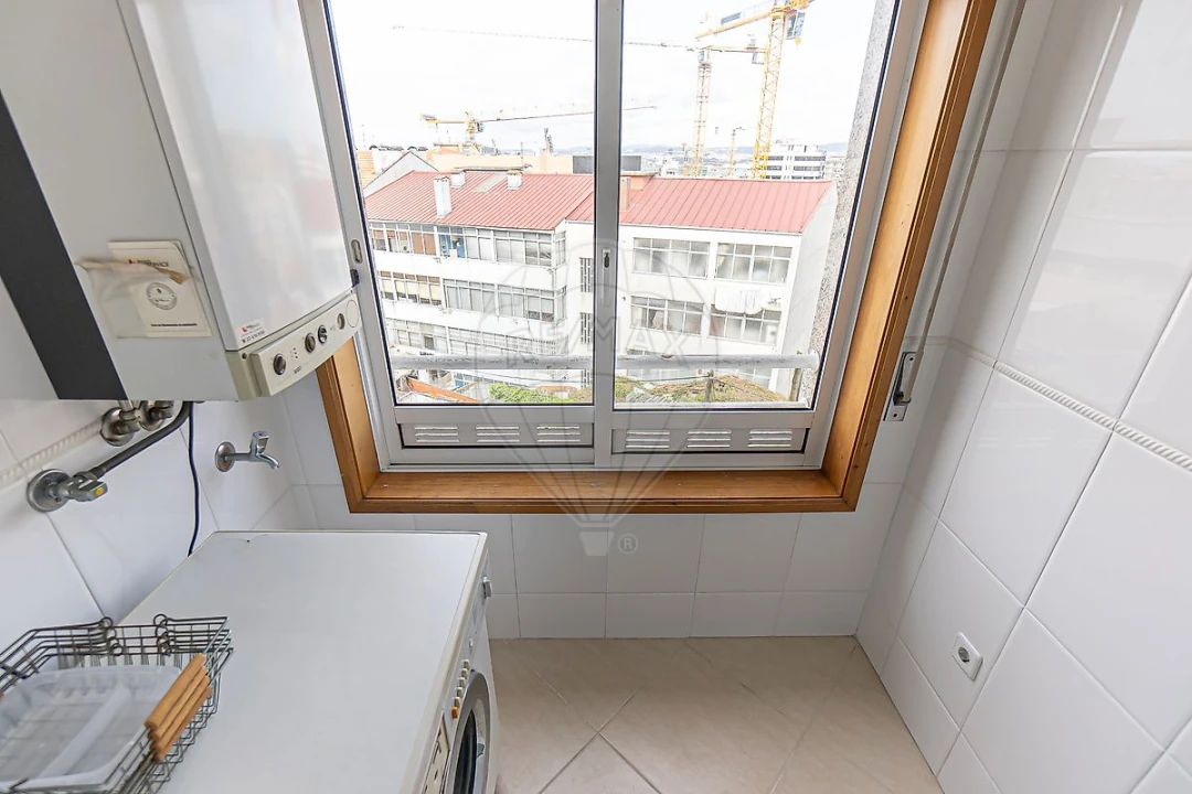 Apartamento T2 para Arrendamento em Mafamude e Vilar do Paraíso Foto 6