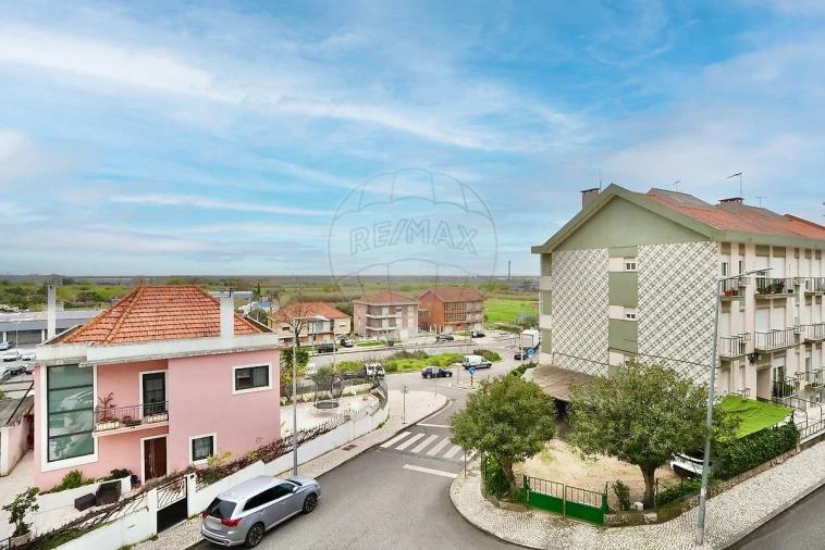 Apartamento T2 para Venda em Alverca do Ribatejo e Sobralinho Foto 19