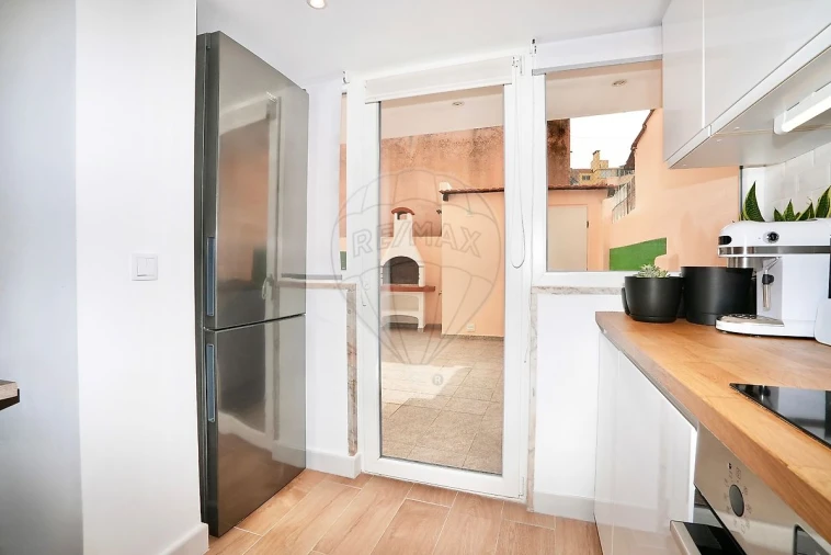 Apartamento T2 para Venda em Venteira Foto 6