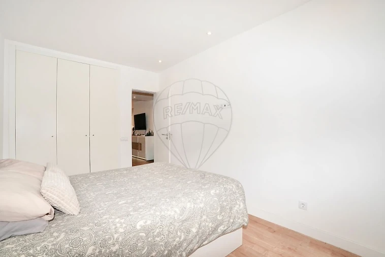 Apartamento T2 para Venda em Venteira Foto 15