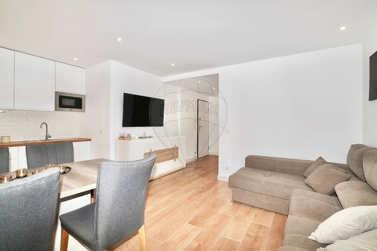 Apartamento T2 para Venda em Venteira