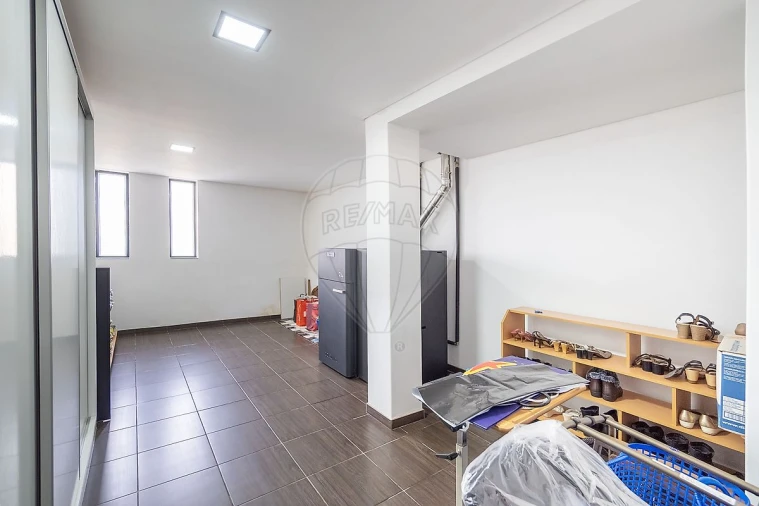 Moradia T4 para Venda em São Pedro de Castelões Foto 32