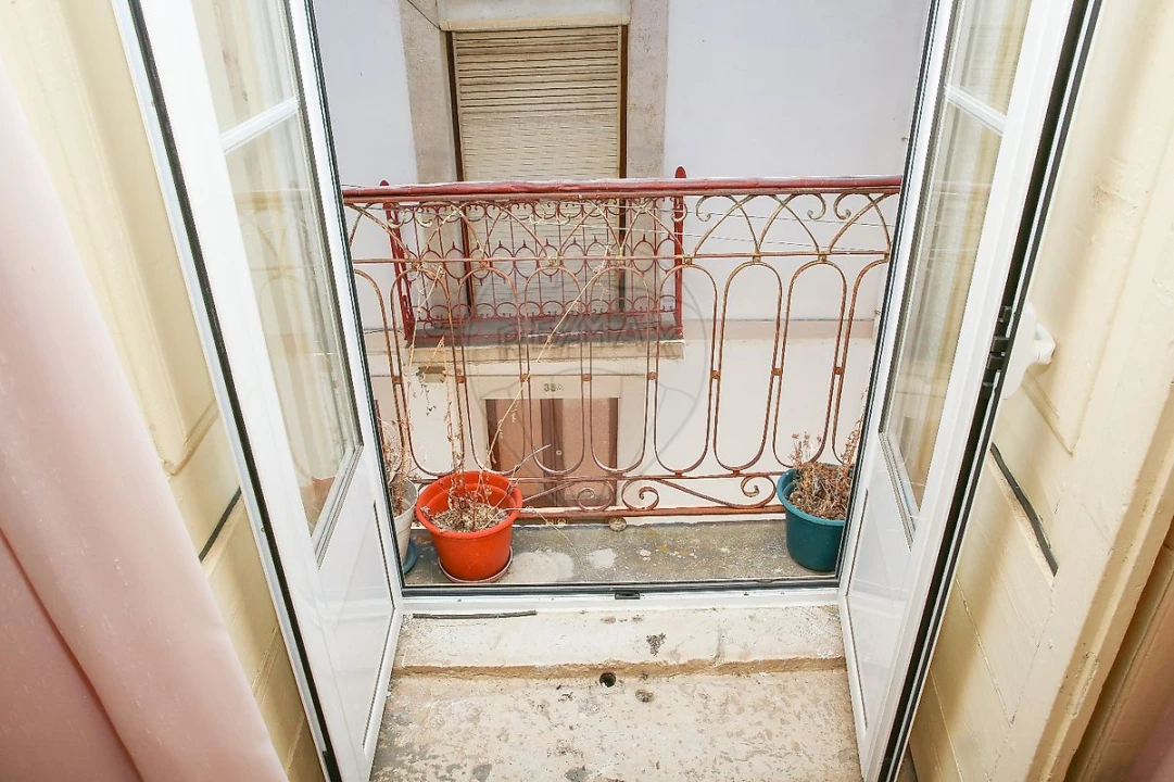 Moradia T6 para Venda em Arruda dos Vinhos Foto 3