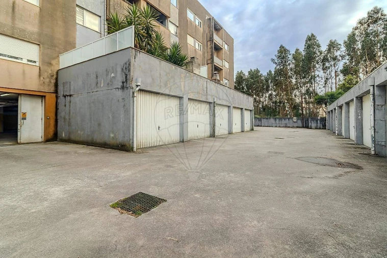 Apartamento T2 para Venda em Campo e Sobrado Foto 13