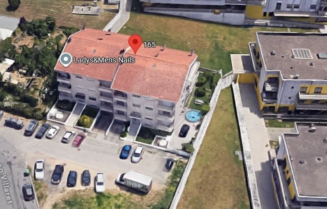 Apartamento T2 para Arrendamento em Arcozelo Foto 3