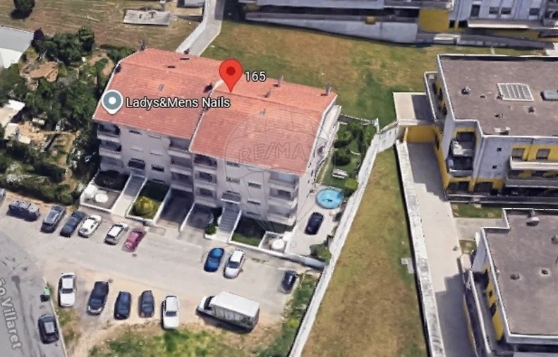 Apartamento T2 para Arrendamento em Arcozelo Foto 3