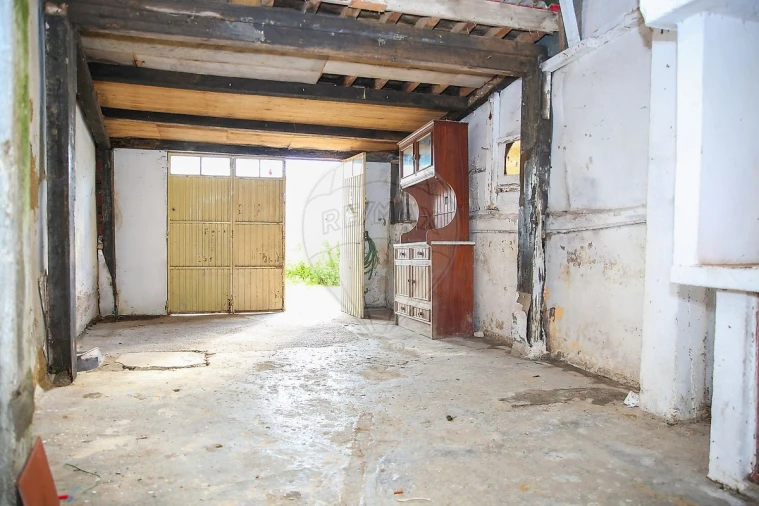 Moradia T2 para Venda em Carregado e Cadafais Foto 9