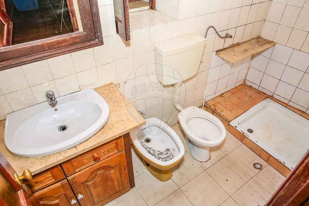 Moradia T2 para Venda em Carregado e Cadafais Foto 16