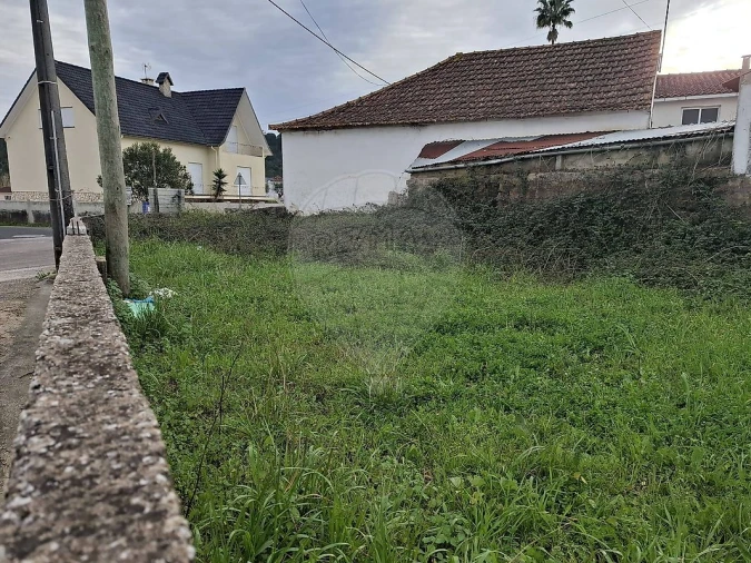 Terreno para Venda em Outeiro da Cortiçada e Arruda dos Pisões Foto 6