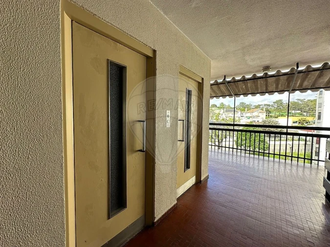 Apartamento T3 para Venda em Corroios Foto 14