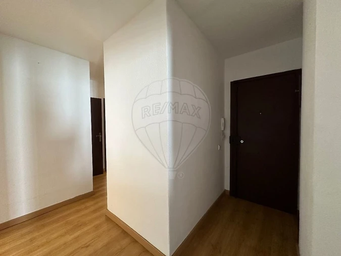 Apartamento T3 para Venda em Corroios Foto 9