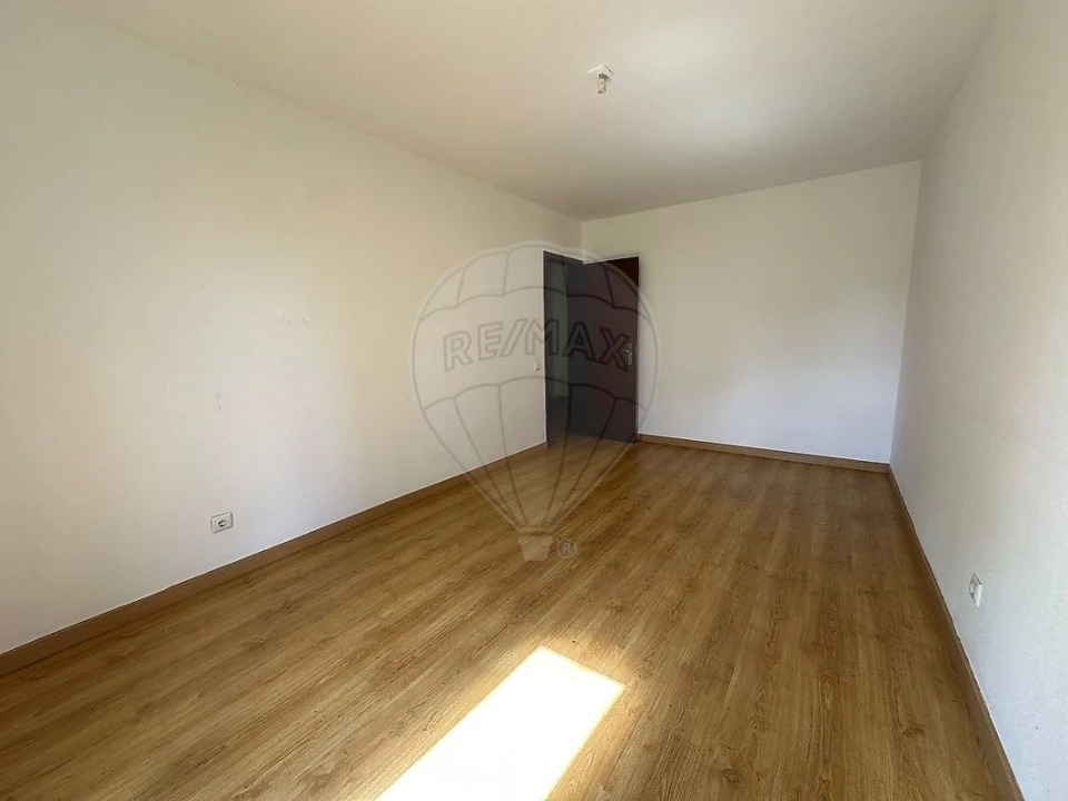 Apartamento T3 para Venda em Corroios Foto 7