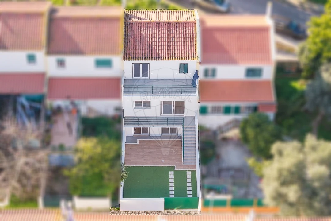 Moradia T3 para Venda em Santa Iria de Azoia, São João da Talha e Bobadela Foto 47