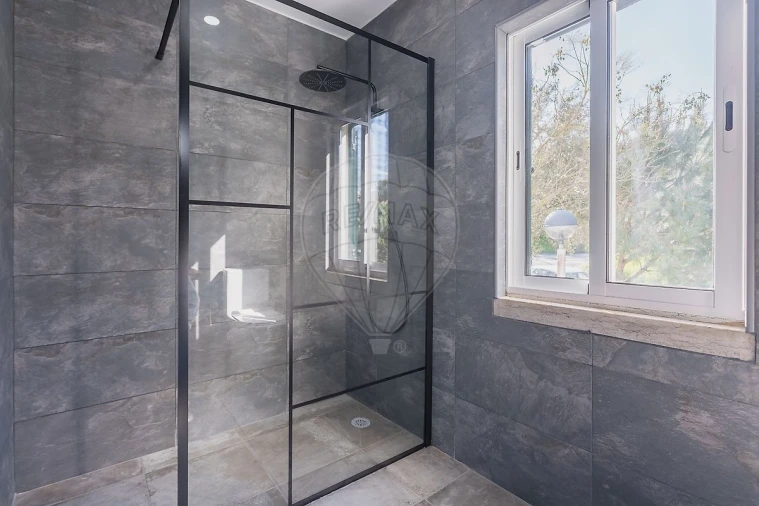 Moradia T3 para Venda em Santa Iria de Azoia, São João da Talha e Bobadela Foto 13