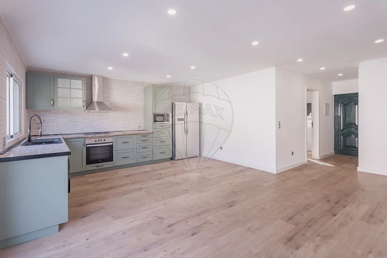 Moradia T3 para Venda em Santa Iria de Azoia, São João da Talha e Bobadela Foto 41