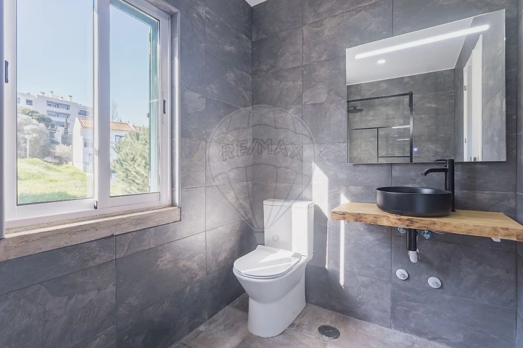 Moradia T3 para Venda em Santa Iria de Azoia, São João da Talha e Bobadela Foto 14