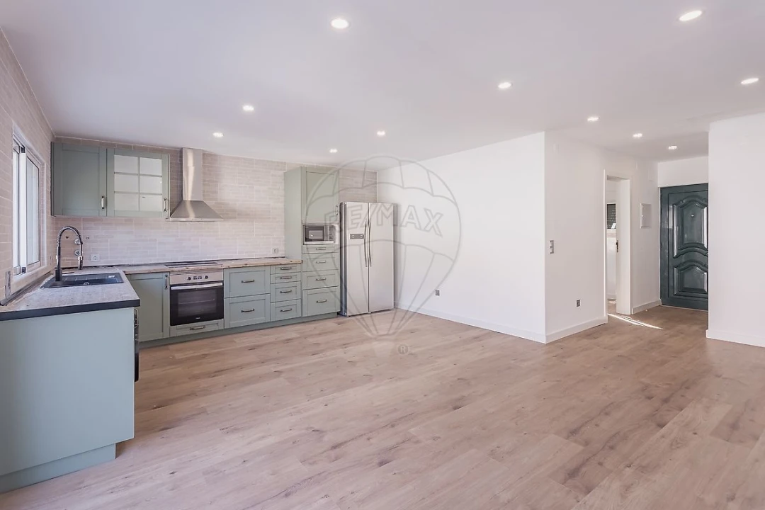 Moradia T3 para Venda em Santa Iria de Azoia, São João da Talha e Bobadela Foto 41