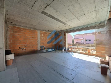 Moradia T4 para Venda em Fernao Ferro