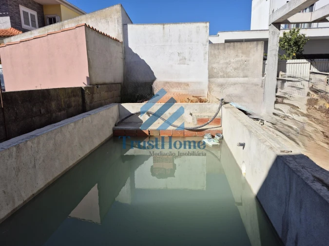 Moradia T4 para Venda em Fernao Ferro Foto 10