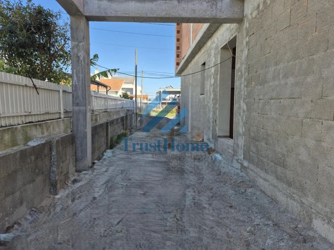 Moradia T4 para Venda em Fernao Ferro Foto 15