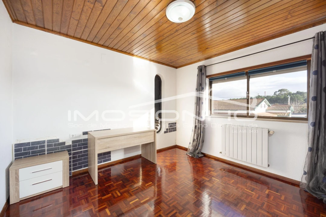 Moradia T4 para Venda em Marinha Grande Foto 13