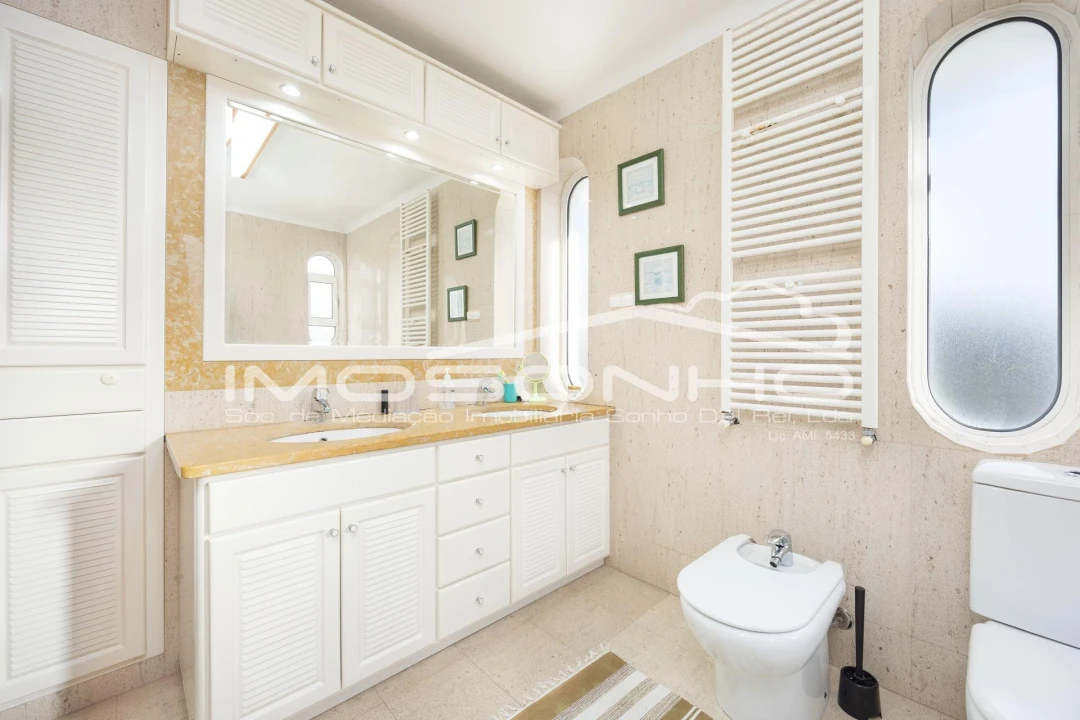 Moradia T4 para Venda em Marinha Grande Foto 16