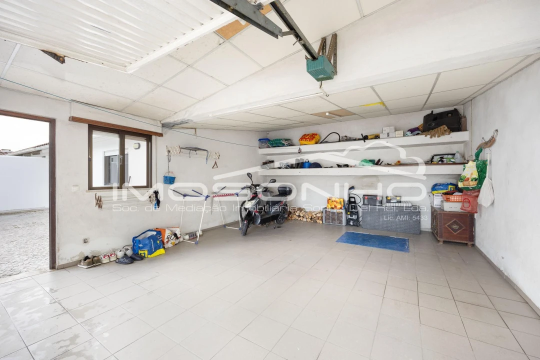 Moradia T4 para Venda em Marinha Grande Foto 24