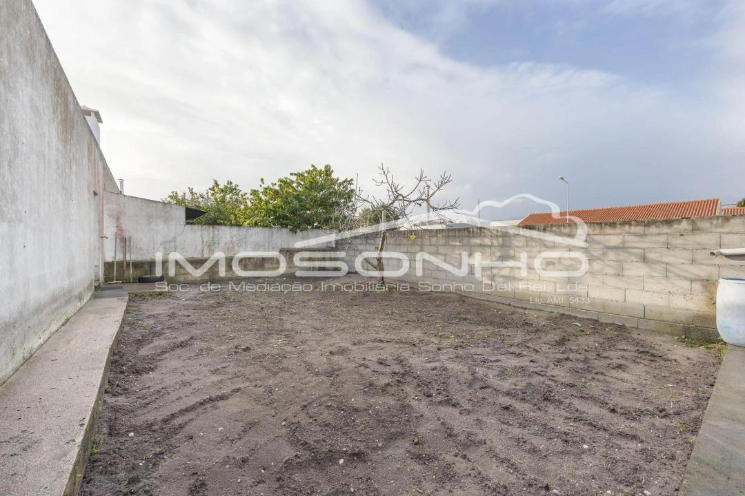 Moradia T4 para Venda em Marinha Grande Foto 28