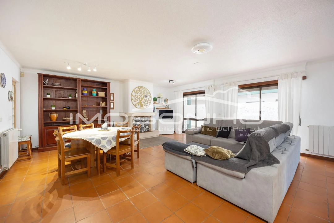 Moradia T4 para Venda em Marinha Grande Foto 3