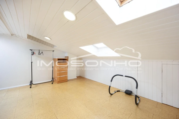 Moradia T4 para Venda em Marinha Grande Foto 22