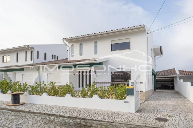 Moradia T4 para Venda em Marinha Grande Foto 34