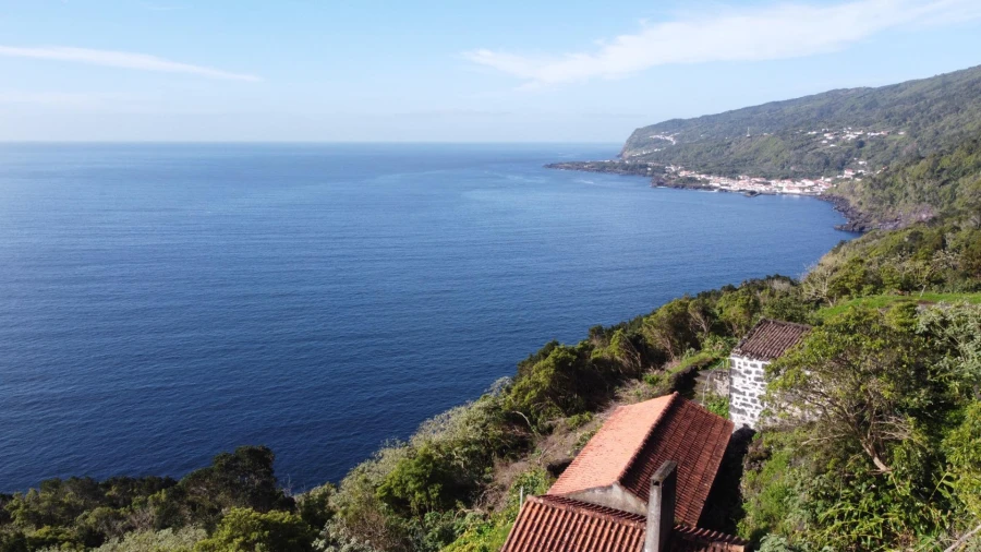 Moradia T1 para Venda em Ribeiras Foto 24