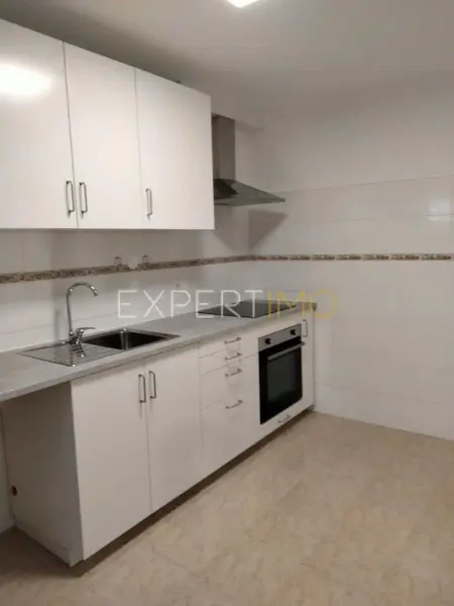 Apartamento T6 para Venda em Nossa Senhora do Pópulo, Coto e São Gregório Foto 19