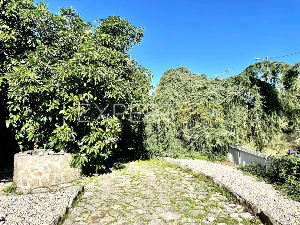 Moradia T4 para Venda em Vila Cã Foto 12