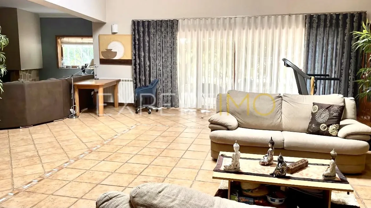 Moradia T4 para Venda em Vila Cã Foto 8