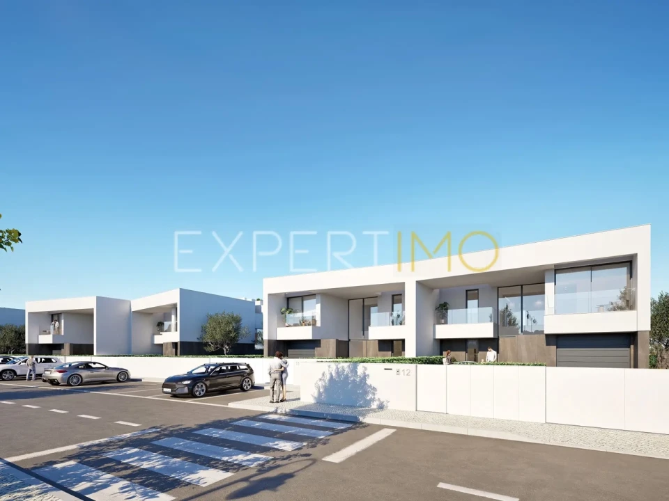 Moradia T4 para Venda em Lagos (São Sebastião e Santa Maria) Foto 6