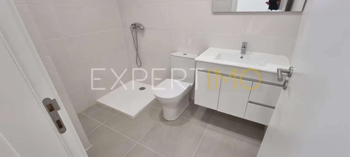 Apartamento T2 para Venda em Lamego (Almacave e Sé) Foto 8