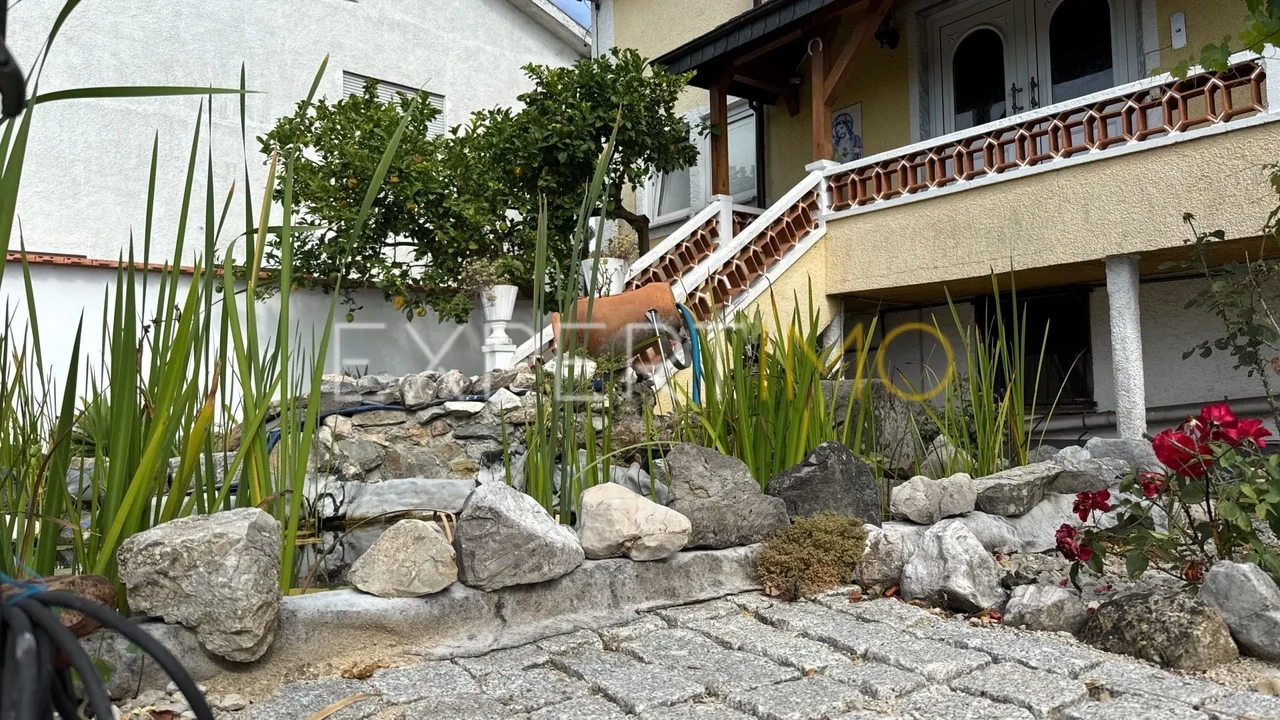 Moradia T4 para Venda em Casal Comba Foto 4