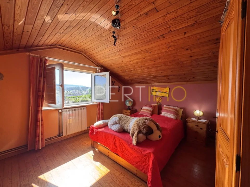 Moradia T4 para Venda em Casal Comba Foto 18