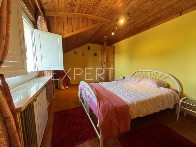 Moradia T4 para Venda em Casal Comba Foto 16