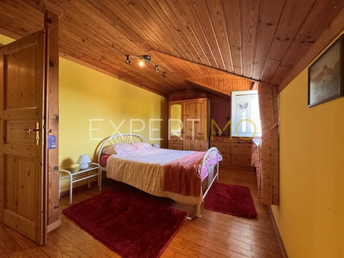 Moradia T4 para Venda em Casal Comba Foto 17