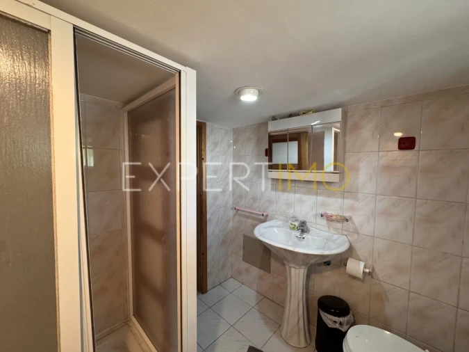 Moradia T4 para Venda em Casal Comba Foto 26