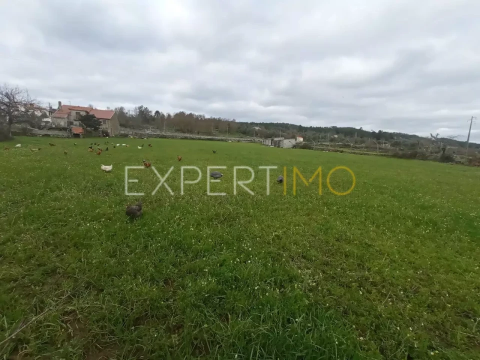 Moradia T5 para Venda em Matança Foto 9