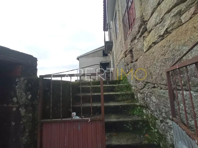 Moradia T5 para Venda em Matança Foto 17