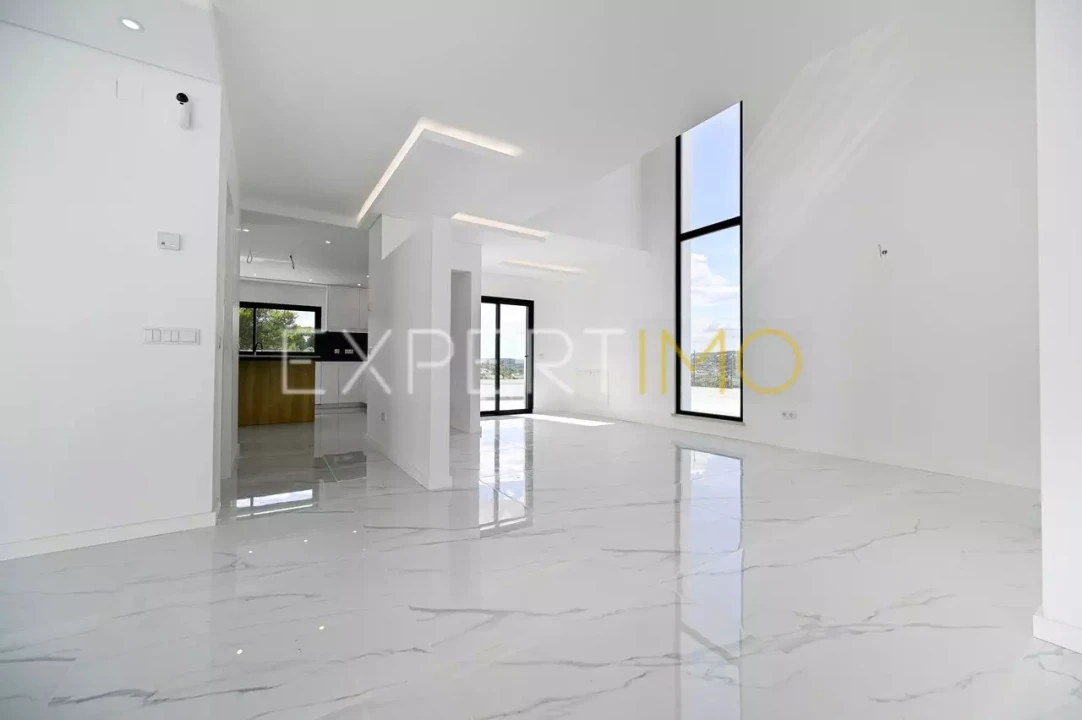 Moradia T5 para Venda em São Brás de Alportel Foto 16