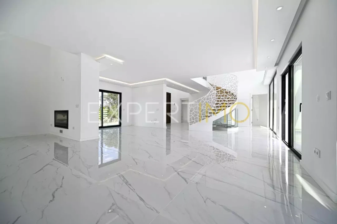 Moradia T5 para Venda em São Brás de Alportel Foto 18