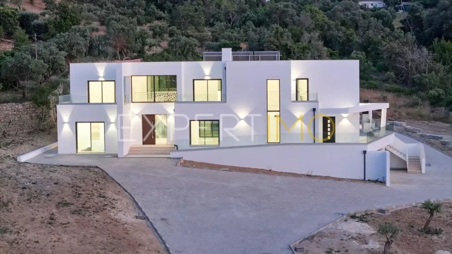 Moradia T5 para Venda em São Brás de Alportel Foto 11