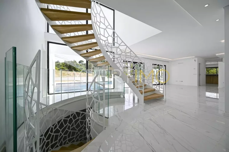 Moradia T5 para Venda em São Brás de Alportel Foto 14